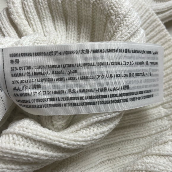 Hollister white/cream Cropped Cardigan- size xs - Picture 5 of 9